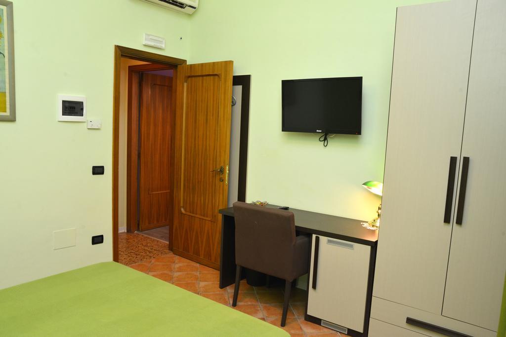 B&B Fiori Di Lava Николози Экстерьер фото